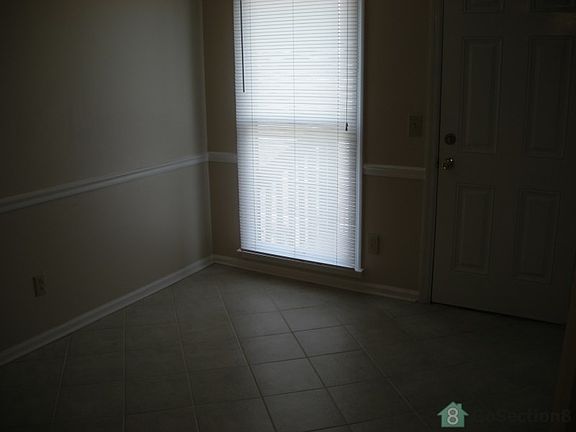 4th image of 4440 Bonnell Dr NW APT A