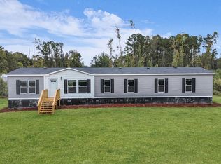 218 Shade Tree Dr, Midway, GA 31320