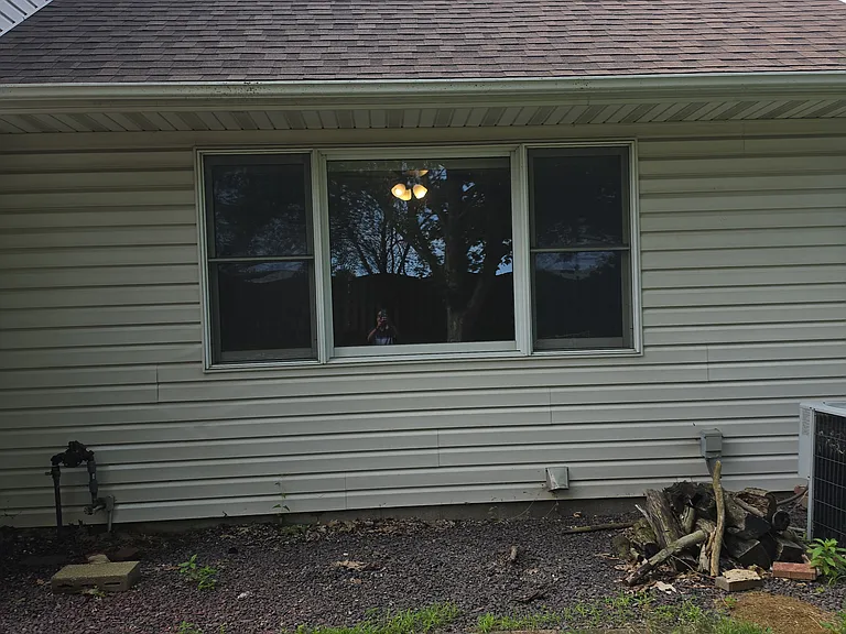 3601 W Brenwick Dr — Photo 4