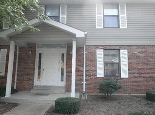 1918 High Sun Dr, Florissant, MO 63031