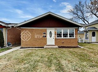 7716 Mason Ave, Burbank, IL 60459