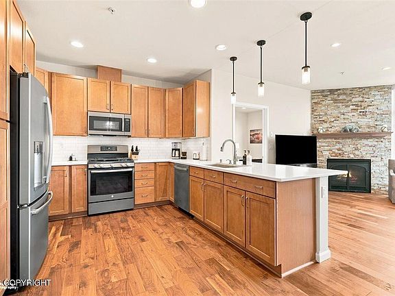 5th image of 222 E 7th Ave APT 301