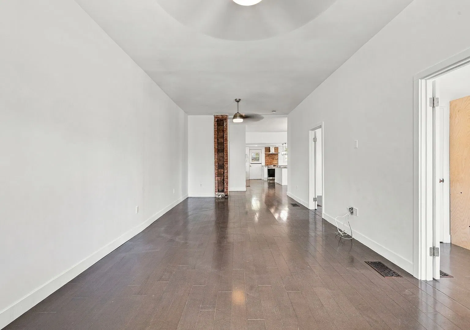 Spacious 3BR/2BA San Pedro Home | Gated Yard + EV Charging — Photo 4