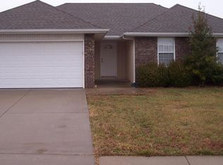 1141 S Arcadia Ave, Springfield, MO 65804