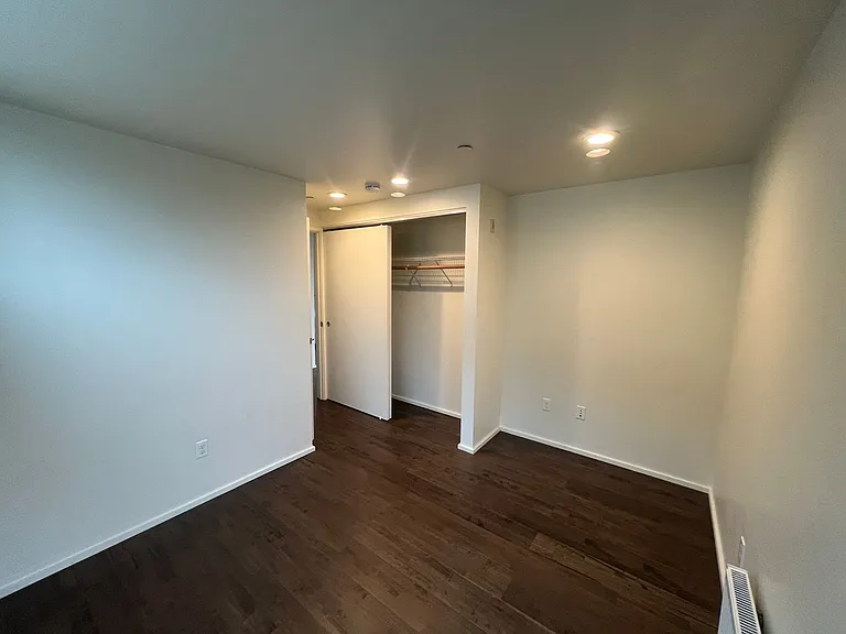 1814 E Denny Way #301 — Photo 7