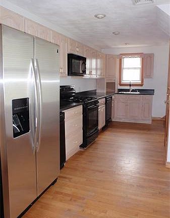 2nd image of 26 Burnside Ave #1