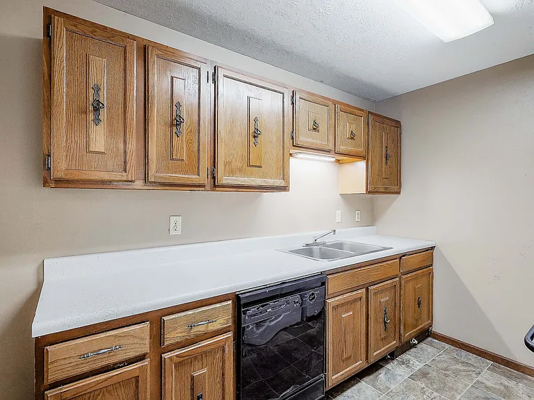 4225 N 60th St #5 — Photo 3