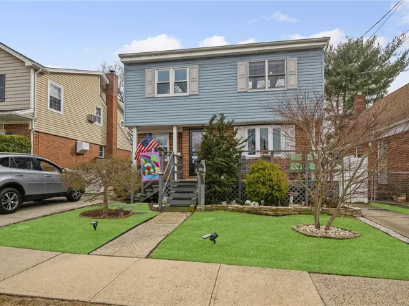 1149 Benmore Avenue, Franklin Square, NY 11010