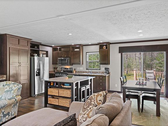 5th image of 1382 S Cypress Ln