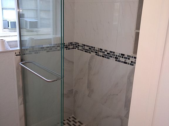 5th image of 119 Menores Ave APT 1