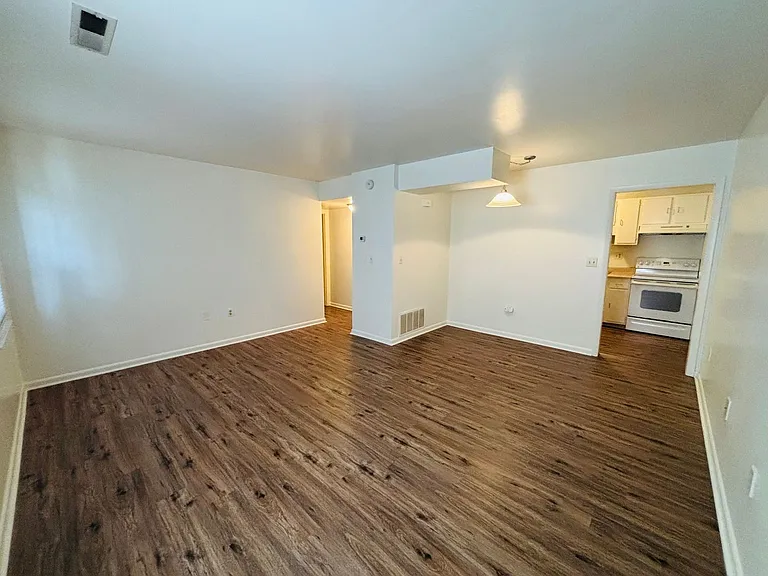 311 Loudon Rd #321 — Photo 6