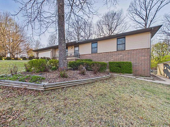 2nd image of 36 Partridge Ct