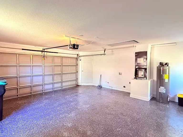20515 Macon Pkwy — Photo 32