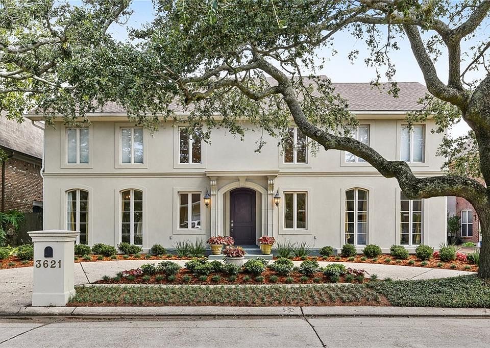 1st image of 3621 Lake Dr