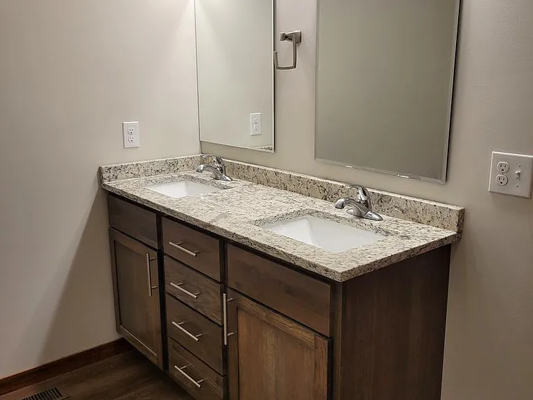 420 Sierra Pl — Photo 24