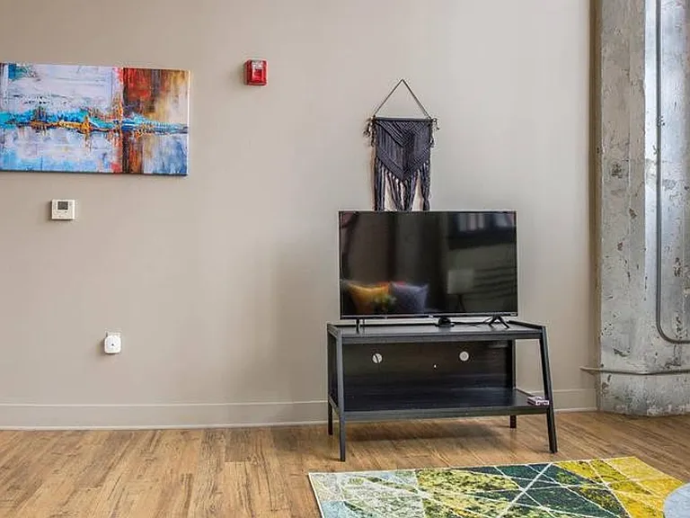 2320 Lofts — Photo 16