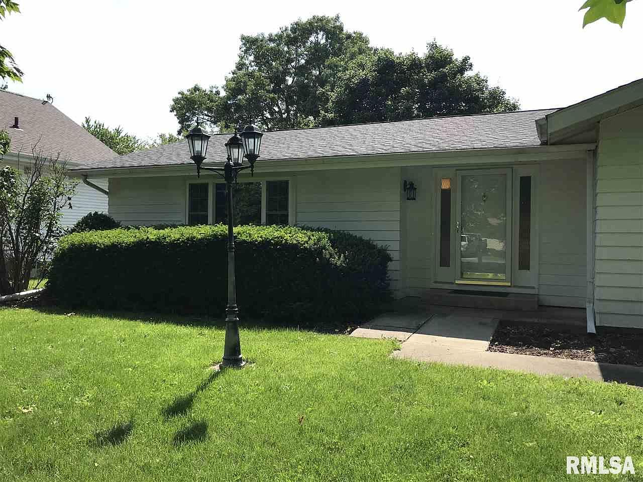 320 West St, Maquon, IL 61458 Zillow