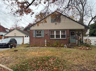 247 Woodlawn Ave, Collingswood, NJ 08108