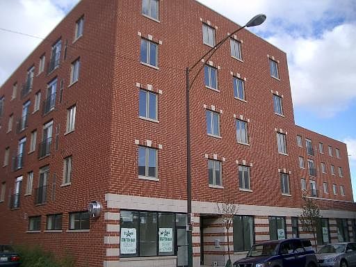 1st image of 2734 S Wentworth Ave #44