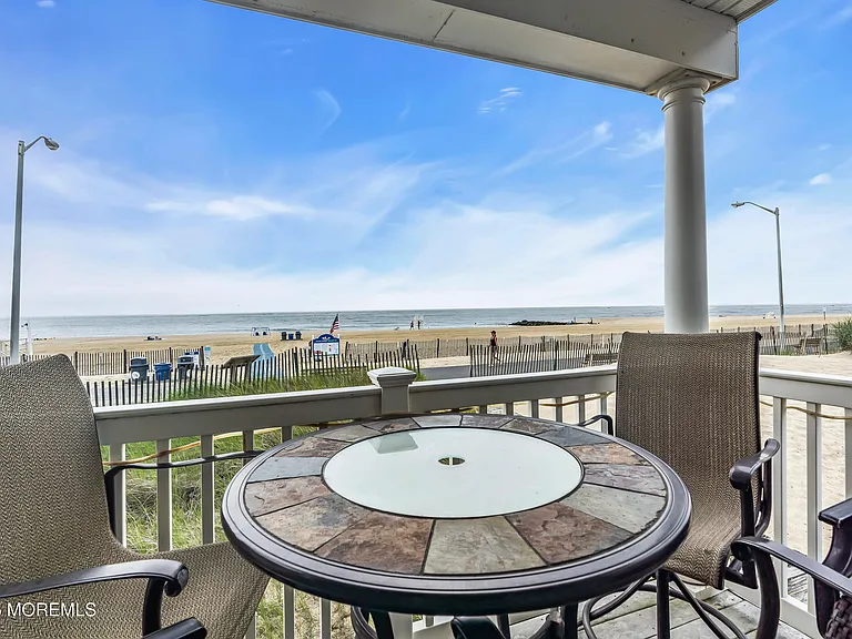 209 Beachfront #1 — Photo 8