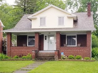 206 Roselawn Ave NE, Warren, OH