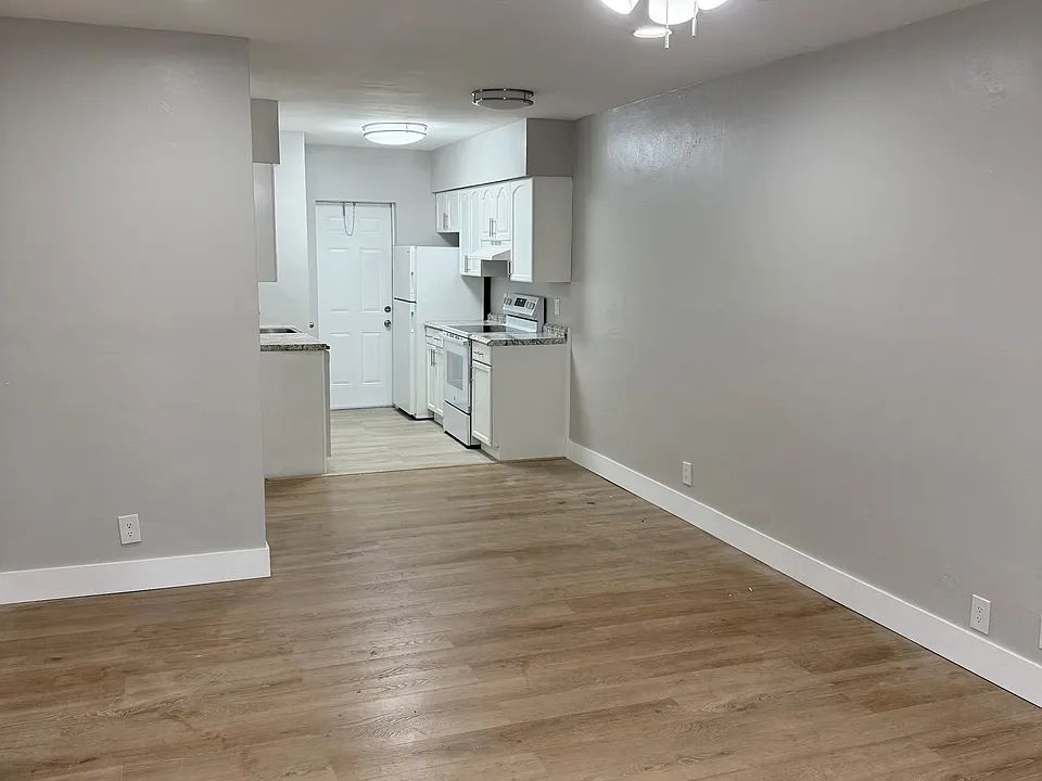 759 NE 13th Ct #3