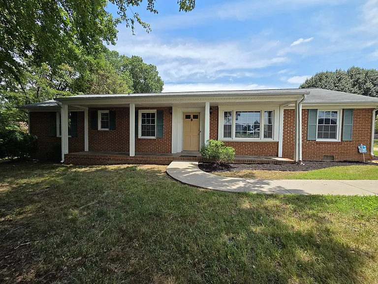 2209 Courthouse Rd — Photo 20