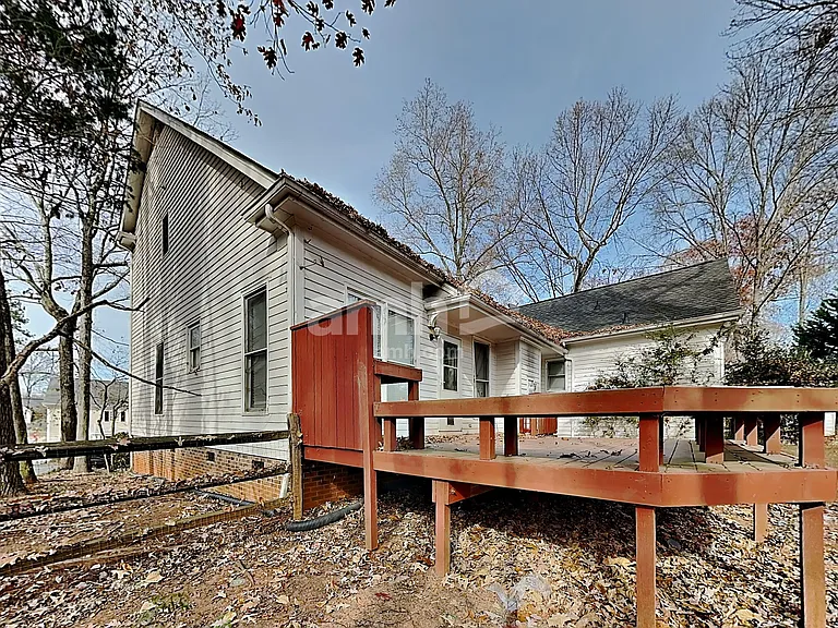 8005 Red Oaks Trl — Photo 19