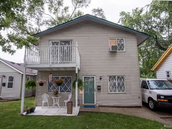 108 W Morehouse Ave, Hazel Park, MI 48030