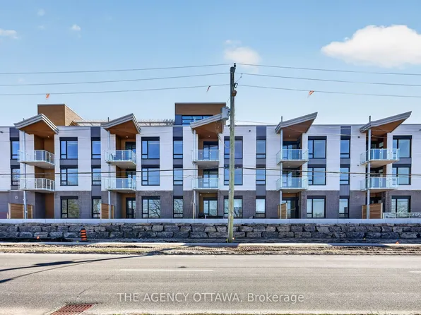3073 Riverside Dr #203, Ottawa, ON K1V 2T2