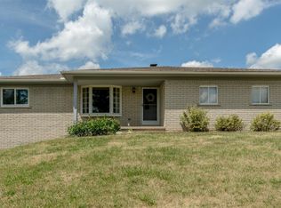 10083 Gordon Rd, Fenton, MI 48430