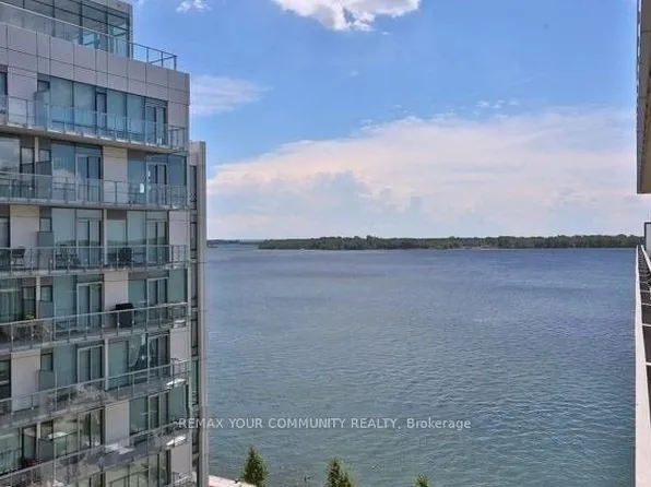 29 Queens Quay E #918, Toronto, ON M5E 0A4