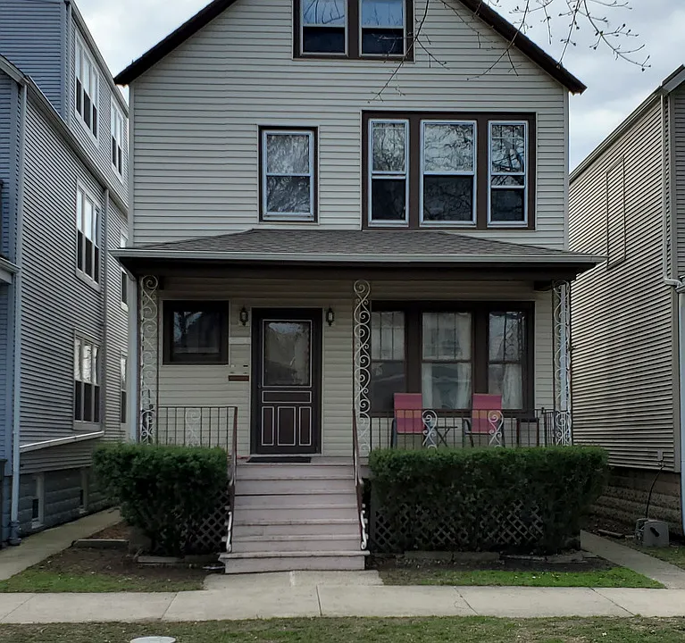4116 N Maplewood Ave #1