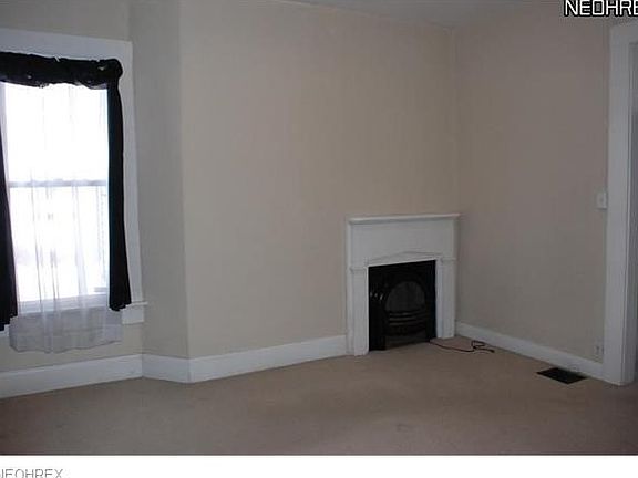 5th image of 480 Forest Ave