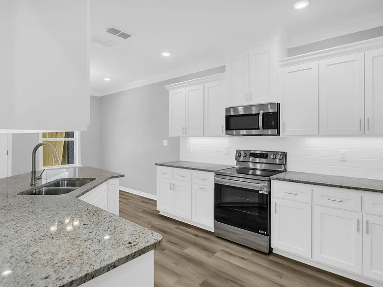 11500 Noble Young Blvd — Photo 8