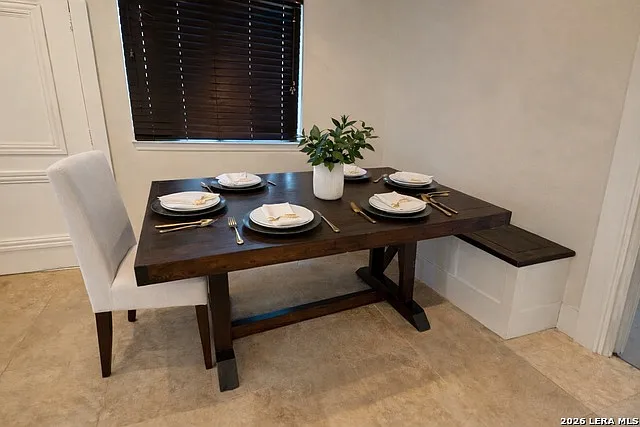 2811 Woodbury St #301 — Photo 17