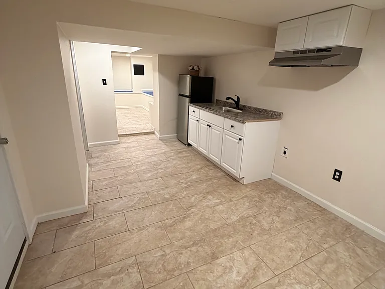816 E Jeffrey St #B — Photo 3