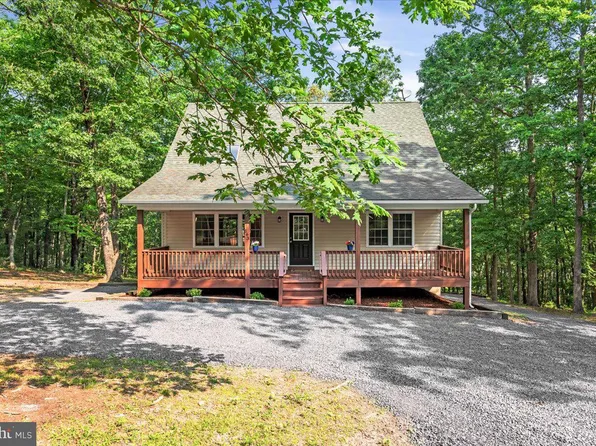 163 Lee Ct, Basye, VA 22810