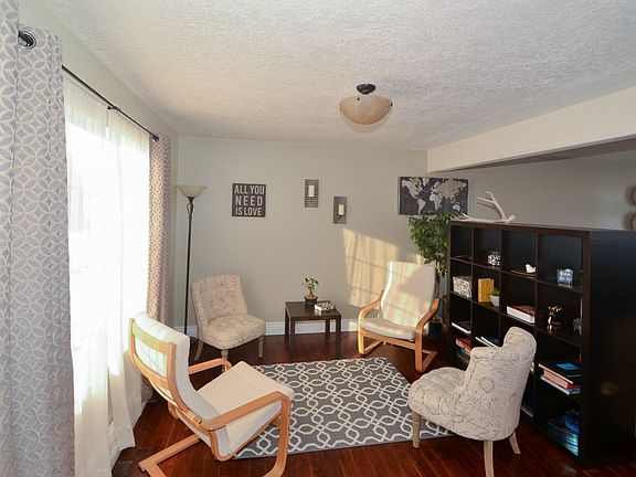 5th image of 4018 S Panorama Dr