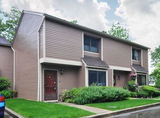 91 Casper Ct, Port Chester, NY 10573