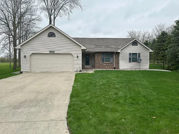 1249 Oakdale Cir E, Freeland, MI 48623