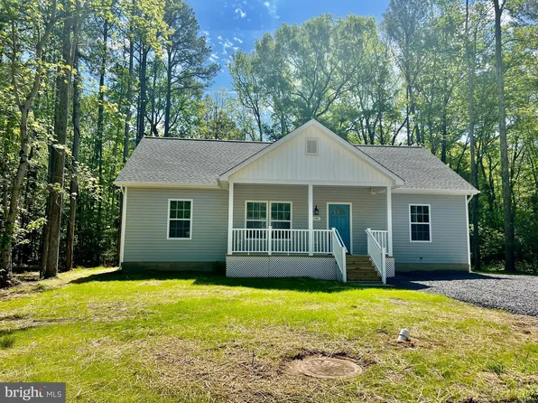 340 Circle Ln, Colonial Beach, VA 22443