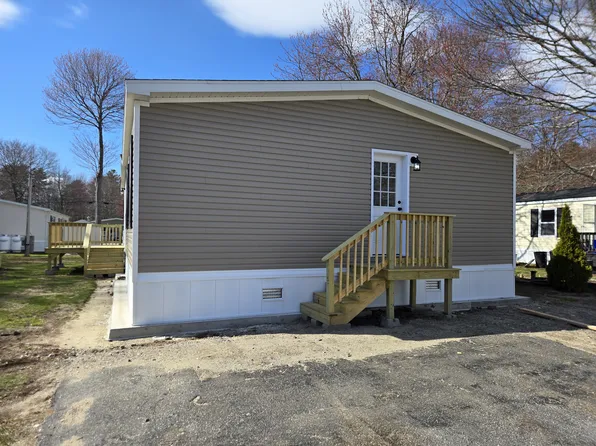 39 Long St #39L, Brunswick, ME 04011