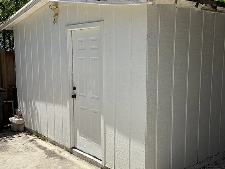 H16 Miriam St — Photo 21