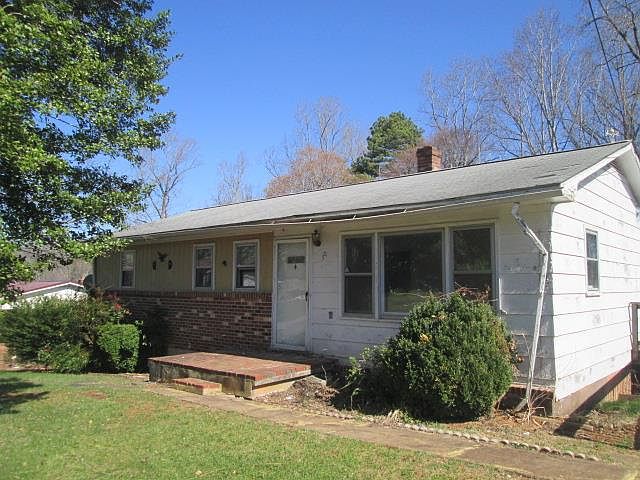 1st image of 50 Robin Rd