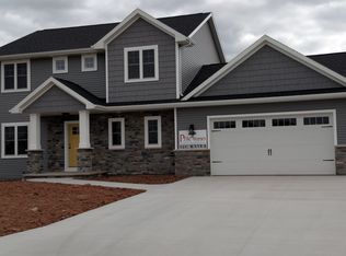 W5063 Natures Way Dr, Sherwood, WI 54169