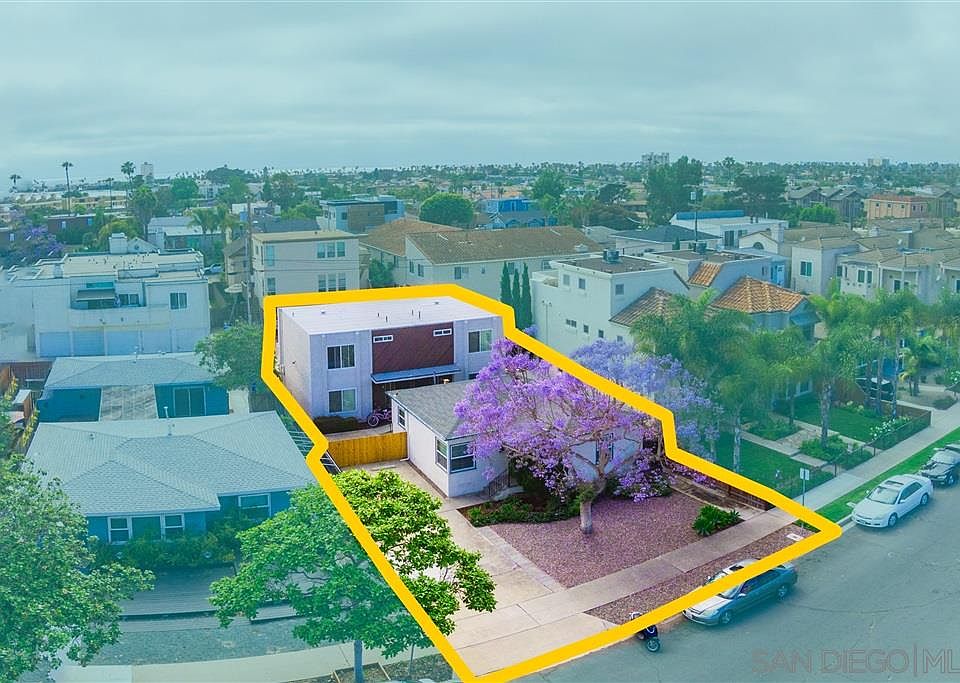 2nd image of 4044 Promontory St