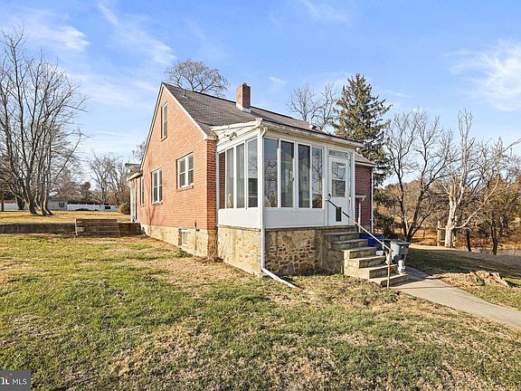 4th image of 11850 Ramsburg Rd