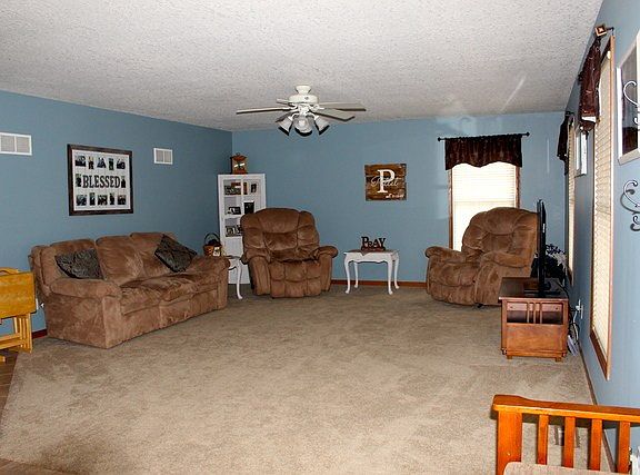 2nd image of 547 Turnberry Dr