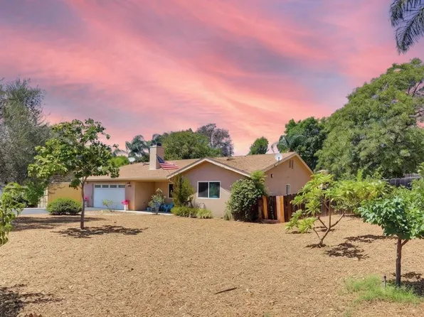 9744 Sierra Madre Rd, Spring Valley, CA 91977